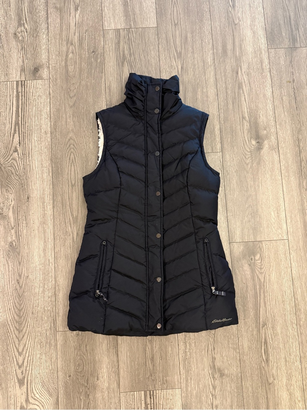 Eddie Bauer Navy Faux Fur Lined Women’s Small Puffer Vest